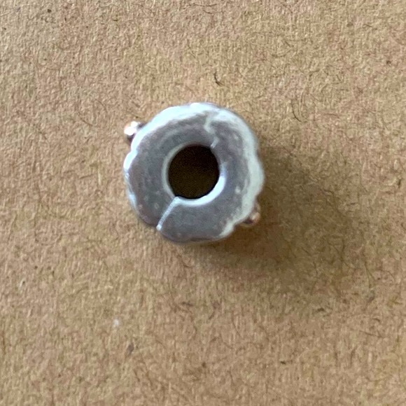 (2) Retired Pandora Starburst 14K Gold And Silver Two Toned Clips (2) - Picture 9 of 11